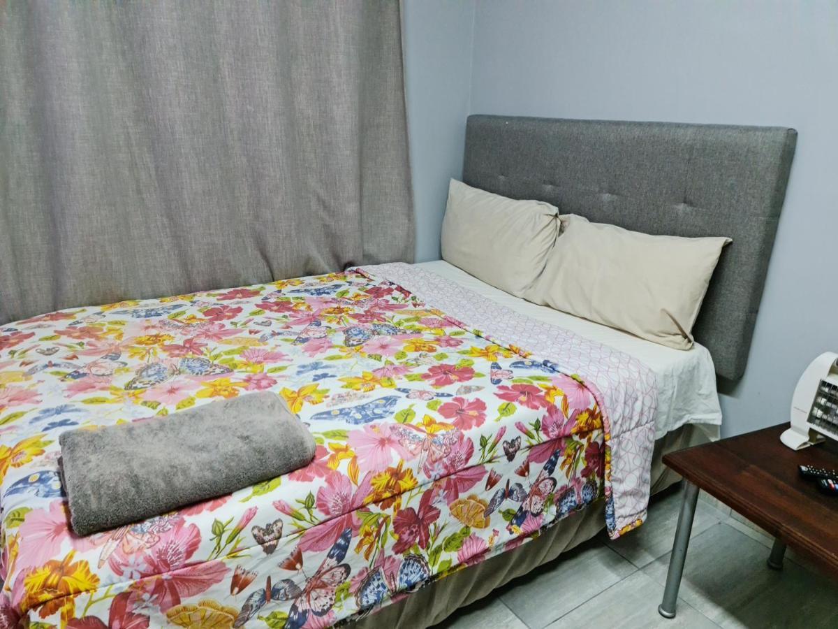 Hasate Guest House 10 Florence Street Oakdale Belliville 7530 Cape Town South African Exteriér fotografie