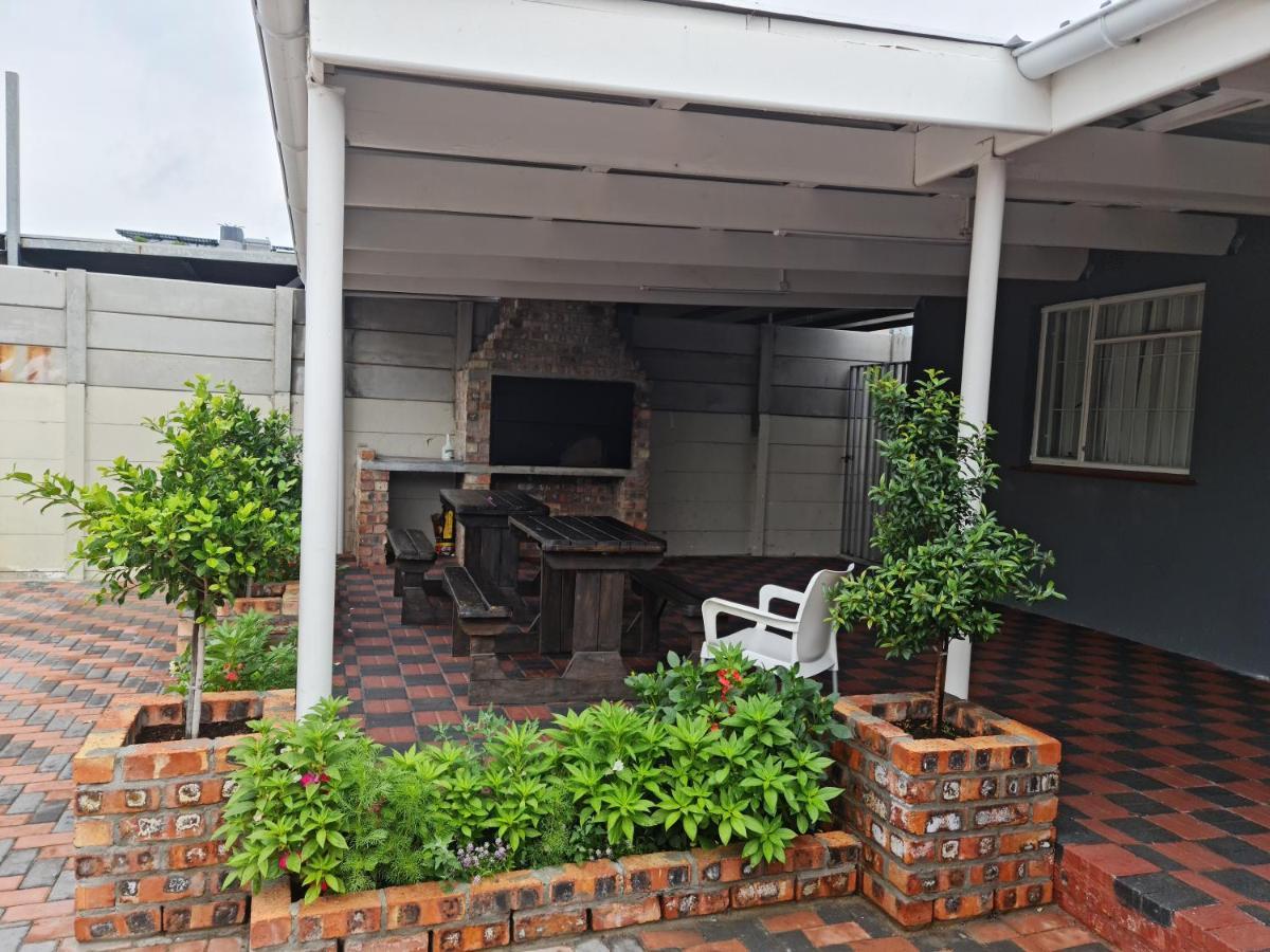 Hasate Guest House 10 Florence Street Oakdale Belliville 7530 Cape Town South African Exteriér fotografie