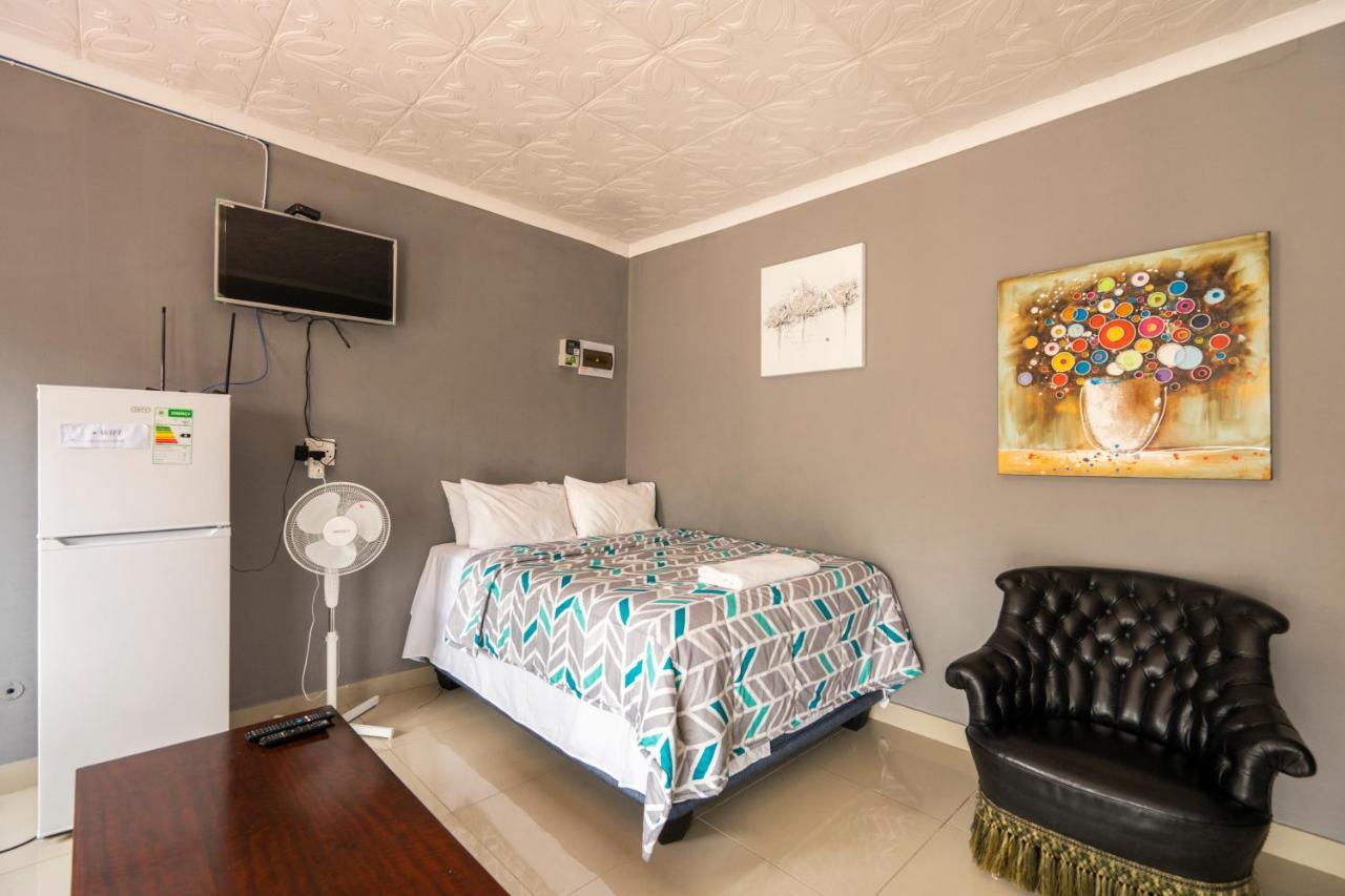 Hasate Guest House 10 Florence Street Oakdale Belliville 7530 Cape Town South African Exteriér fotografie